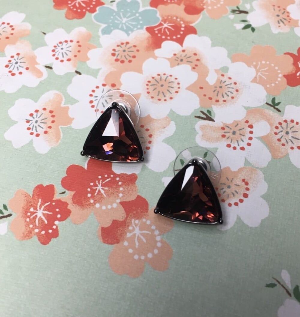 French Connection Dark Red Opaque Gem Triangle Stainless steel Stud Earrings New